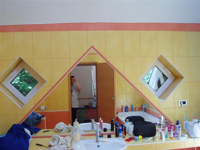 image file name: 2k682c7f98fa.jpg