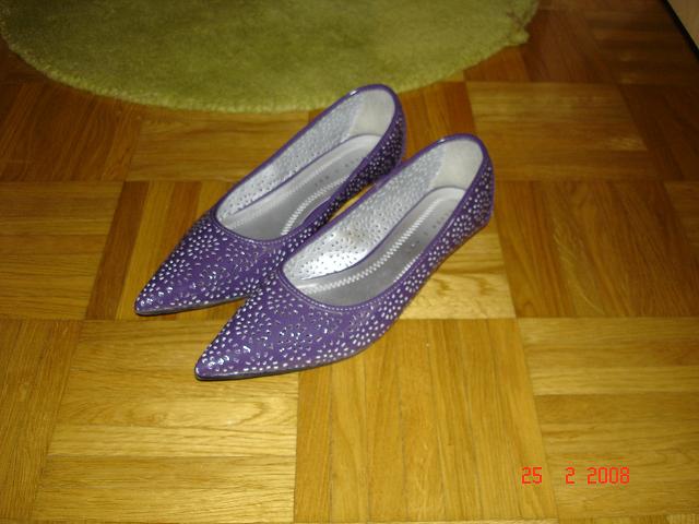 image file name: 2k97004a6646.jpg