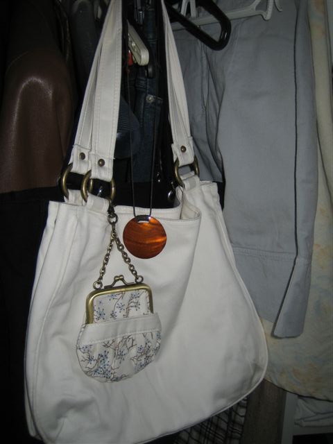 image file name: 2kb4d312523b.jpg