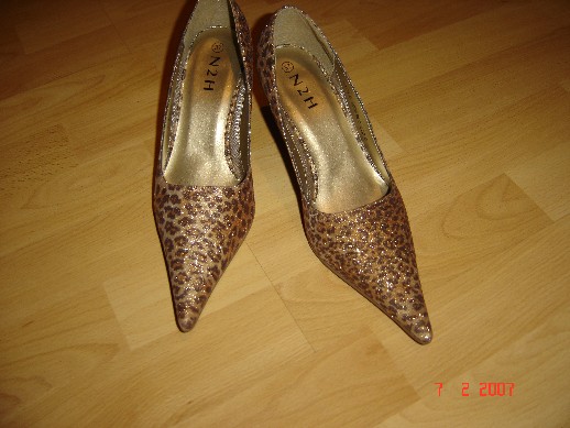image file name: 2kbe2bd7bca0.jpg