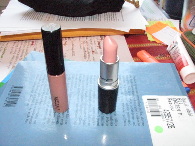 image file name: 2kfb81f44664.jpg